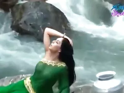 డాడీ డెట్ వీడియో (చార్లెస్ డేరా, అడ్రియా రే)